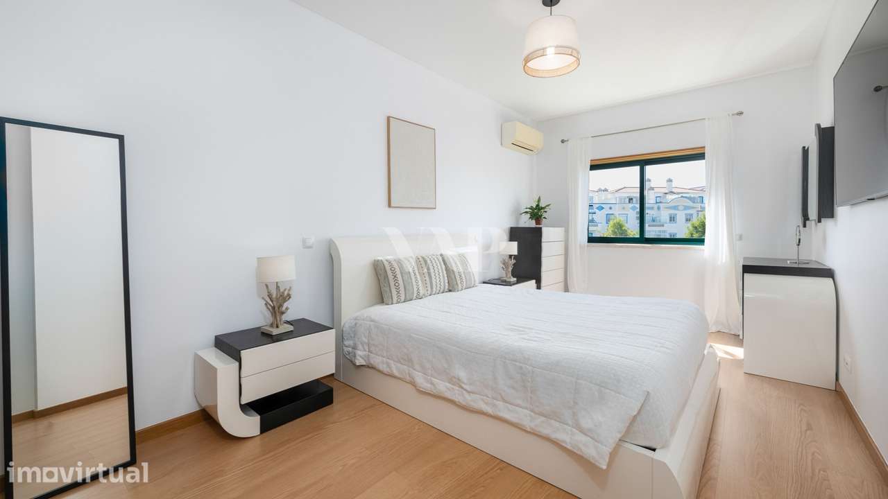 Apartamento T3 com Piscina e Grandes Varandas em Quarteira - Grande imagem: 3/28