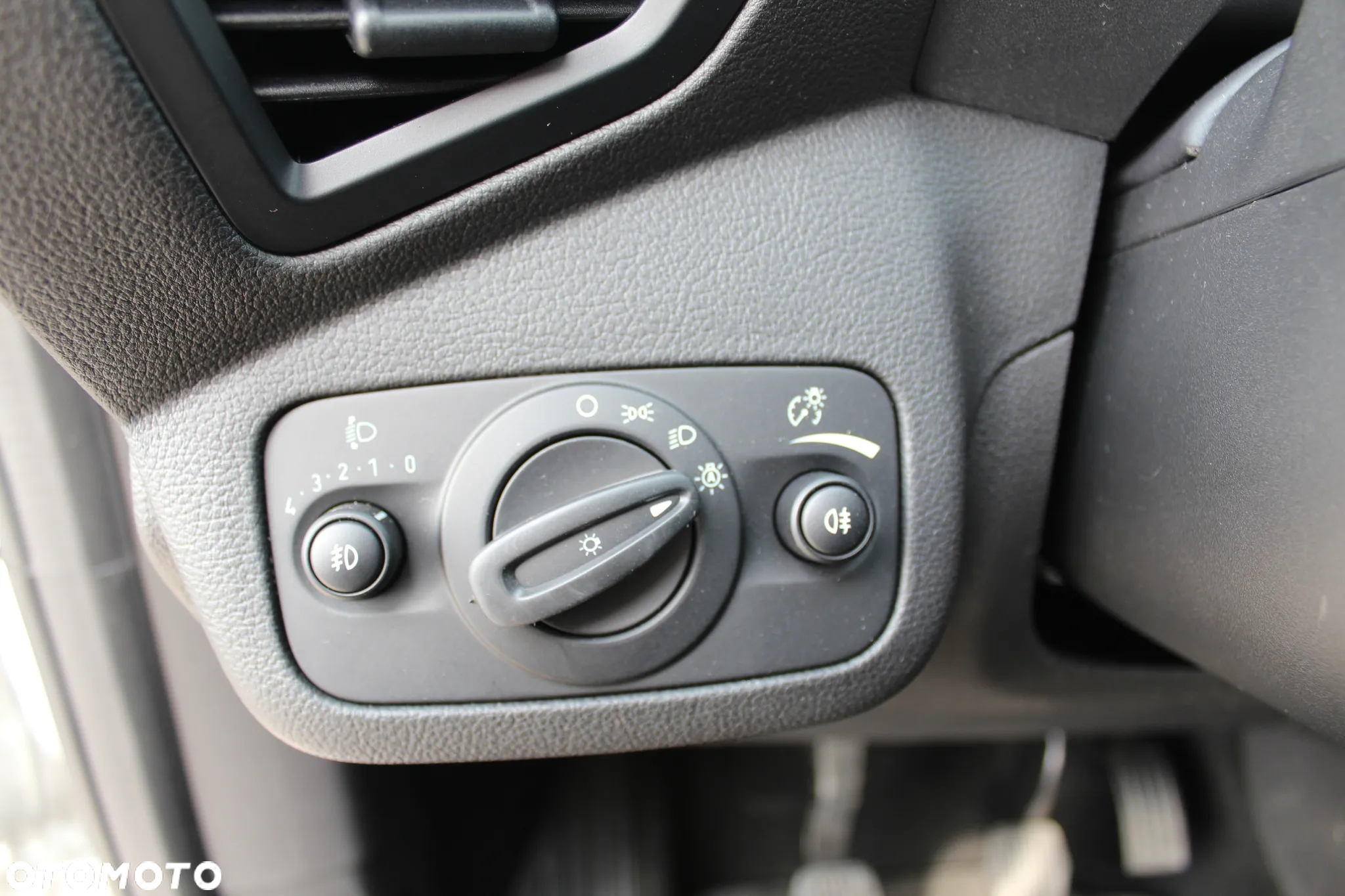 Ford C-MAX 1.0 EcoBoost Titanium ASS - 15
