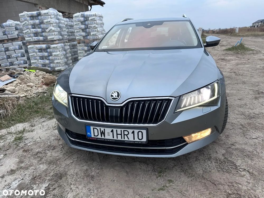 Skoda Superb 2.0 TDI 4x4 Style DSG - 5