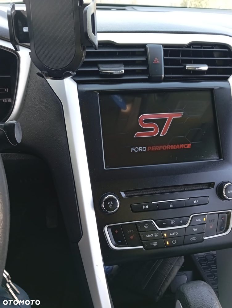Ford Fusion - 17