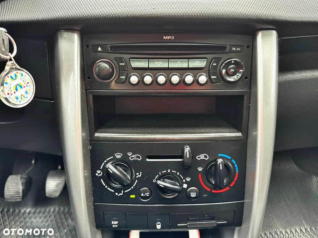 Peugeot 207 1.6 Sporty - 12