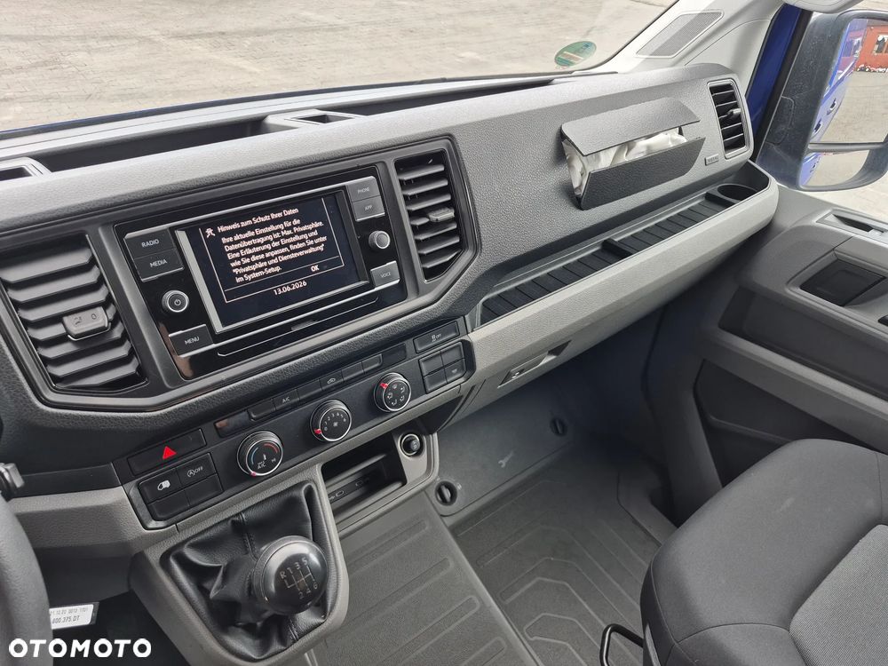 Volkswagen CRAFTER SYN1E BLASZAK - 24