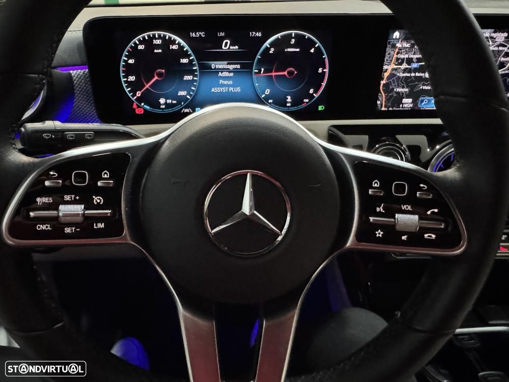 Mercedes-Benz CLA 180 d Shooting Brake Business Solutions - 32