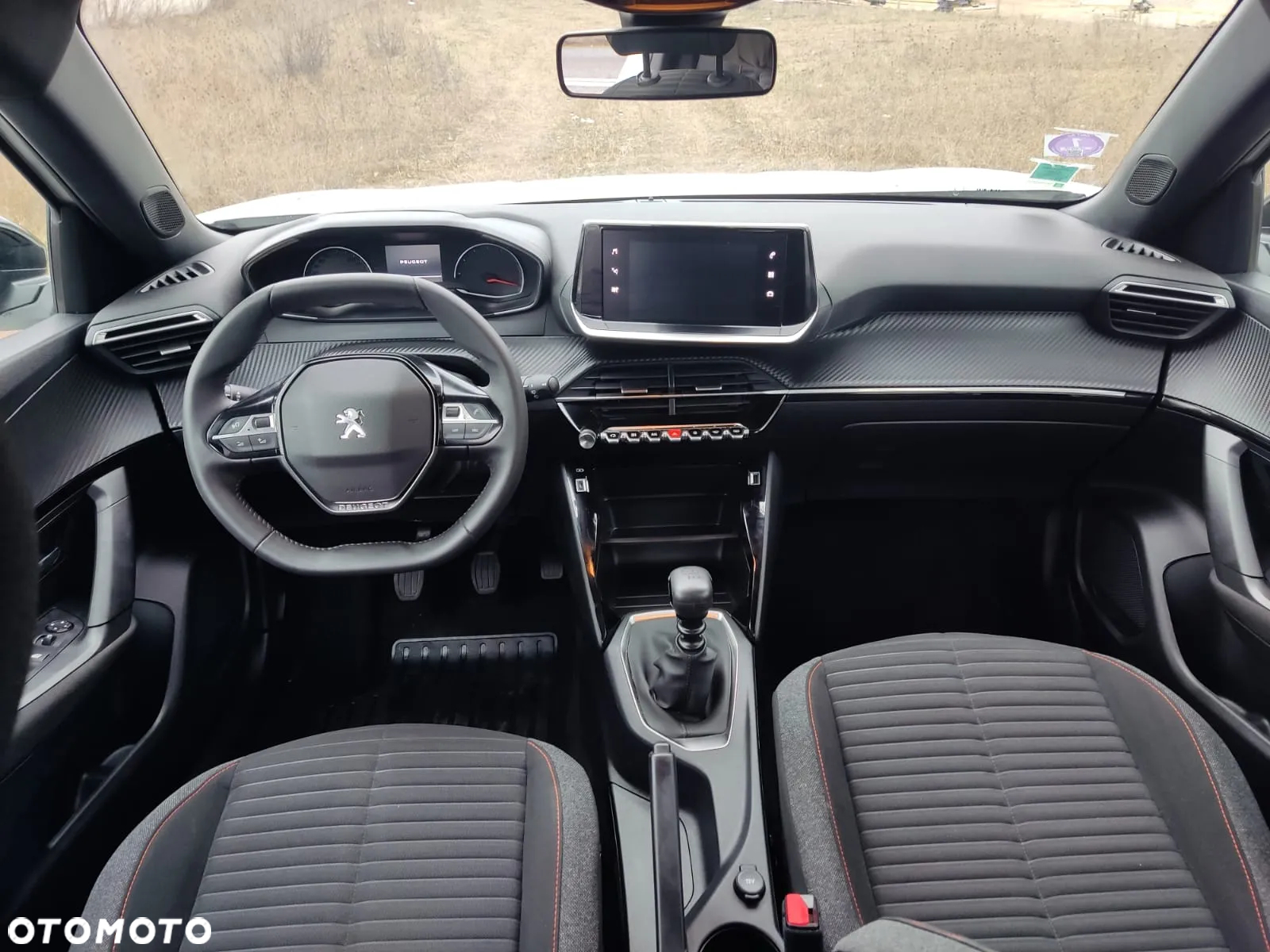 Peugeot 2008 - 18