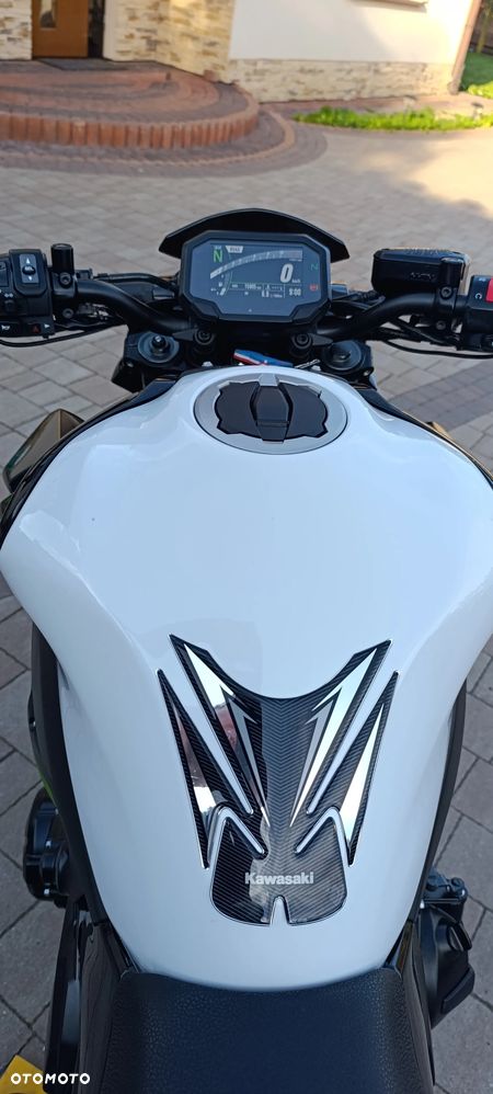 Kawasaki Z 900 - 11