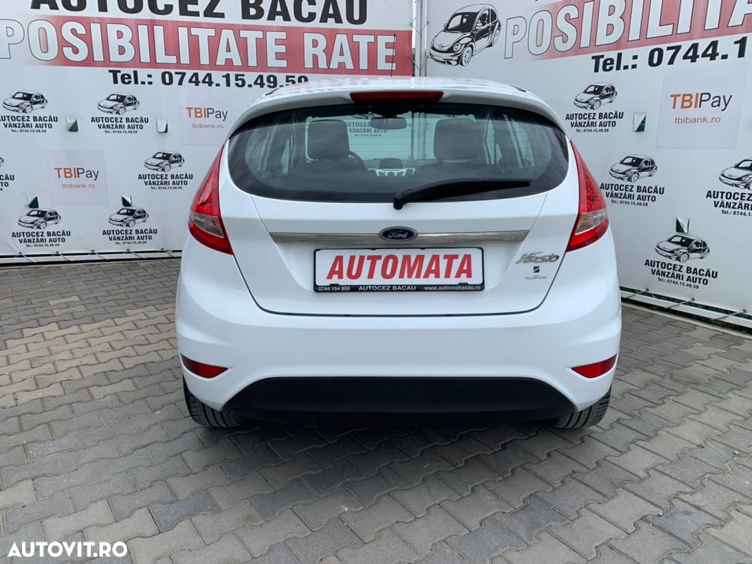 Ford Fiesta 1.4 Autom. Titanium - 5