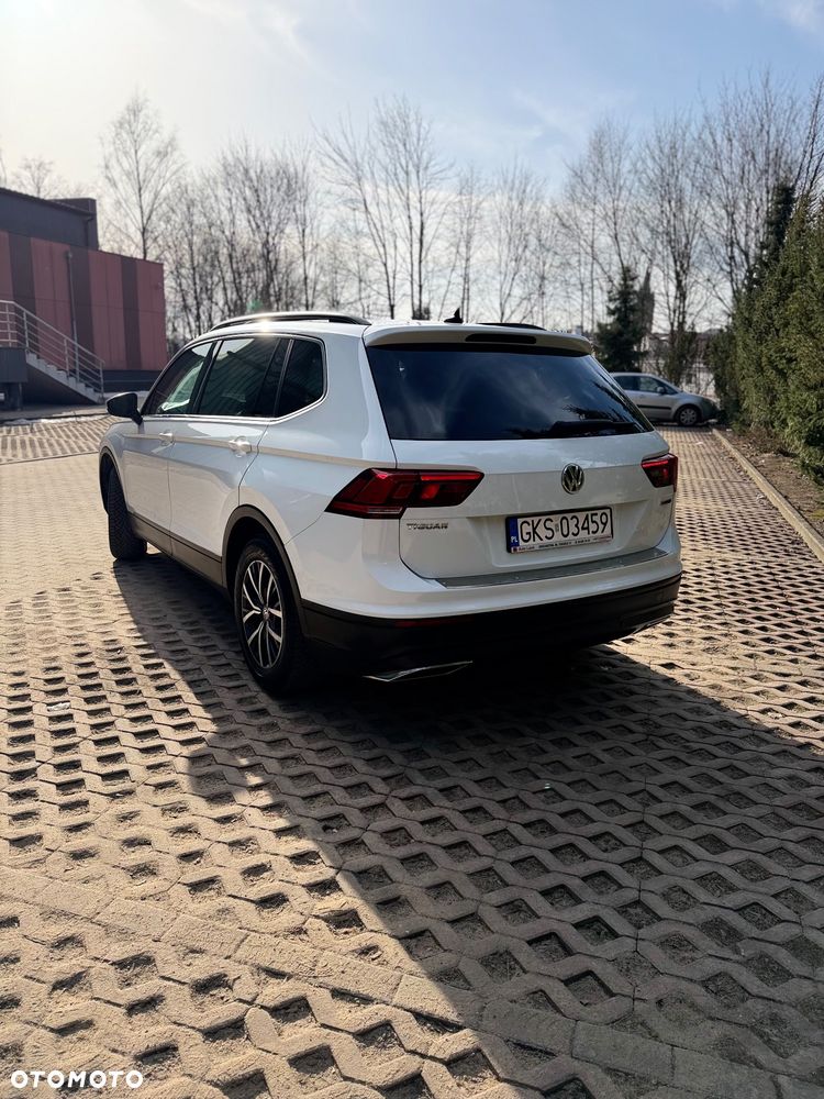 Volkswagen Tiguan 2.0 TSI 4Mot Active DSG - 9