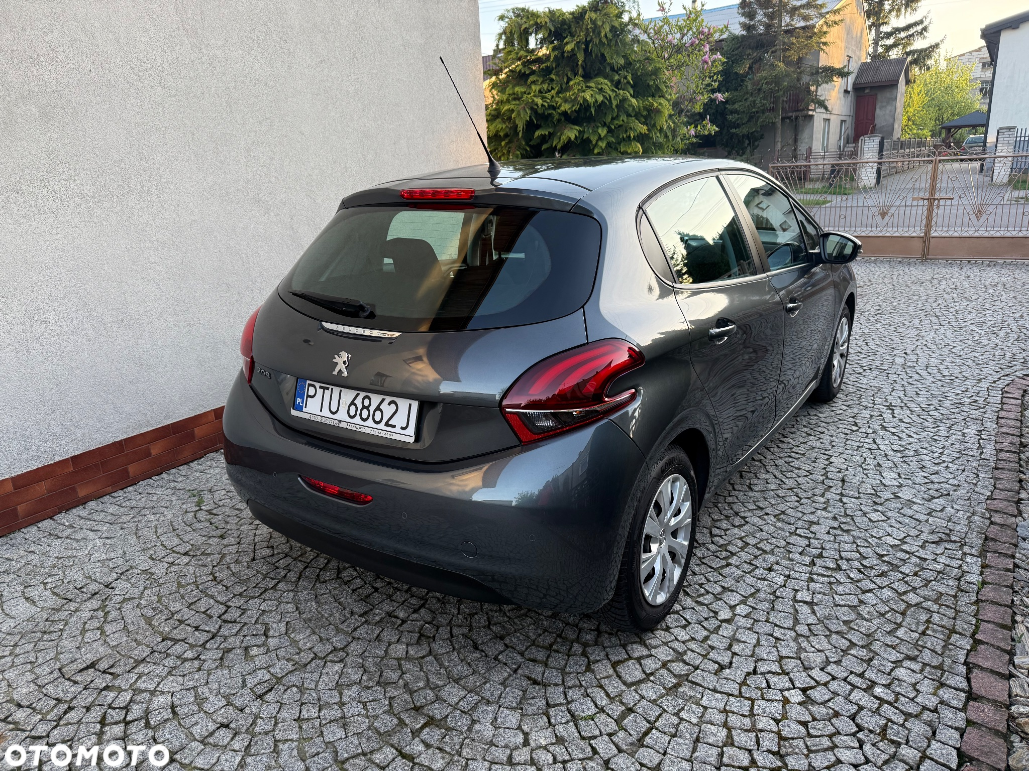 Peugeot 208 1.2 PureTech Active - 6