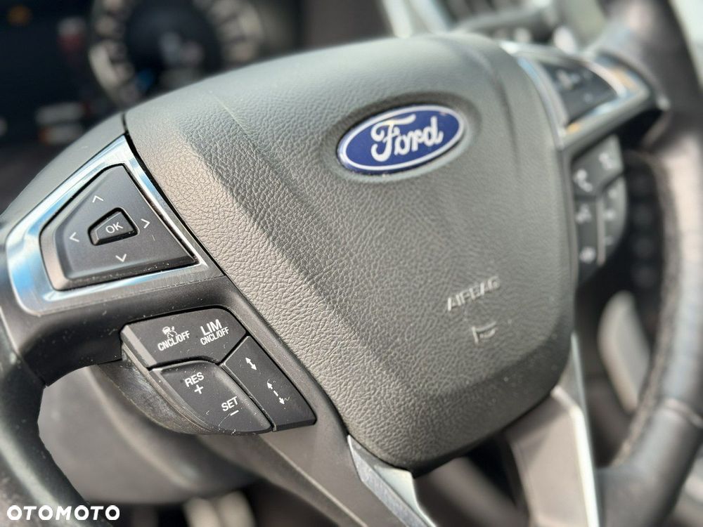 Ford Edge - 20
