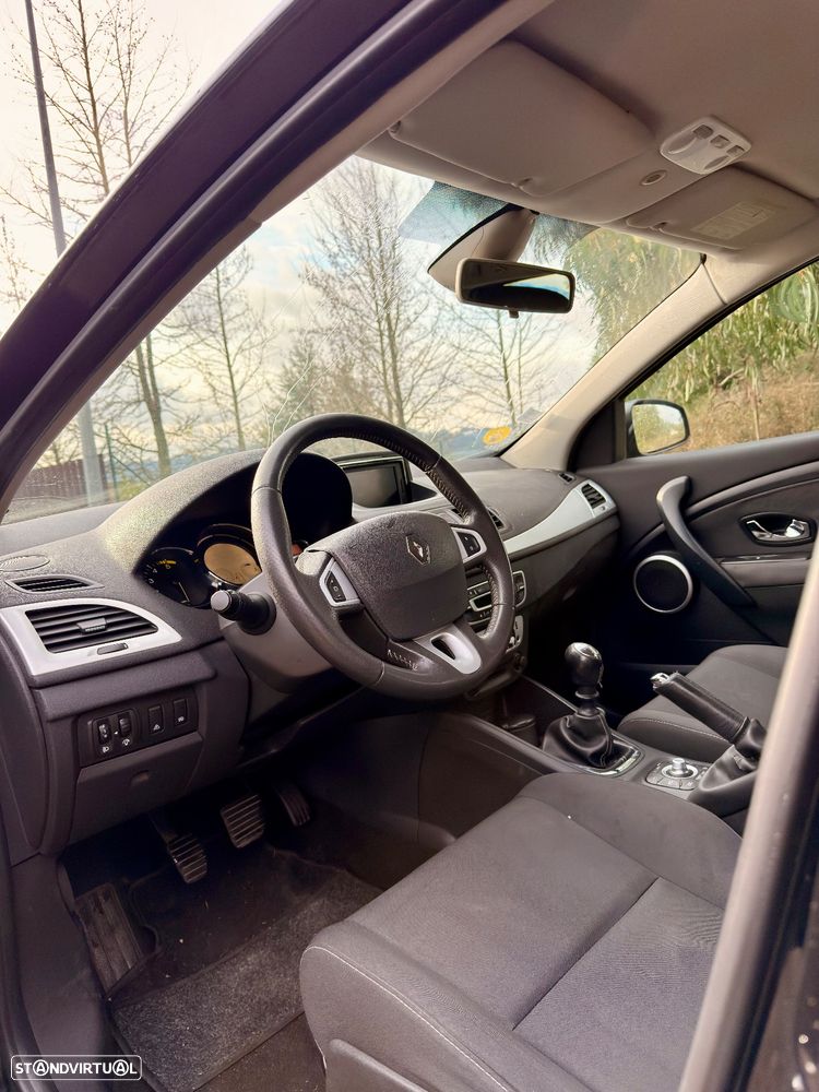 Renault Mégane ENERGY dCi 110 Start & Stop Bose Edition - 6