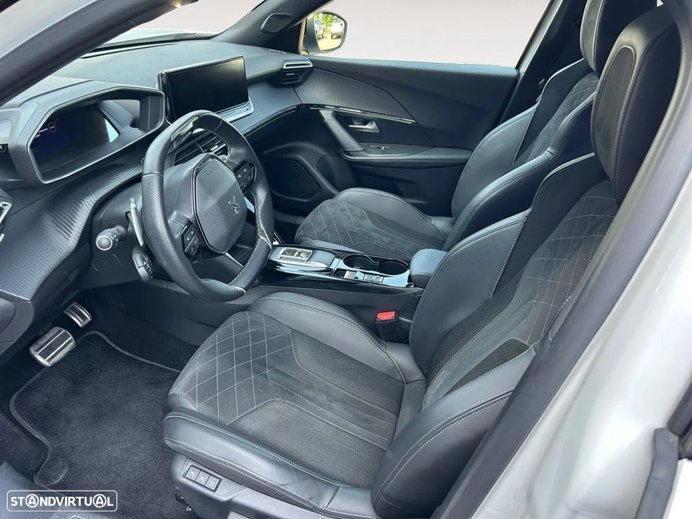 Peugeot 2008 1.5 BlueHDi GT EAT8 - 10