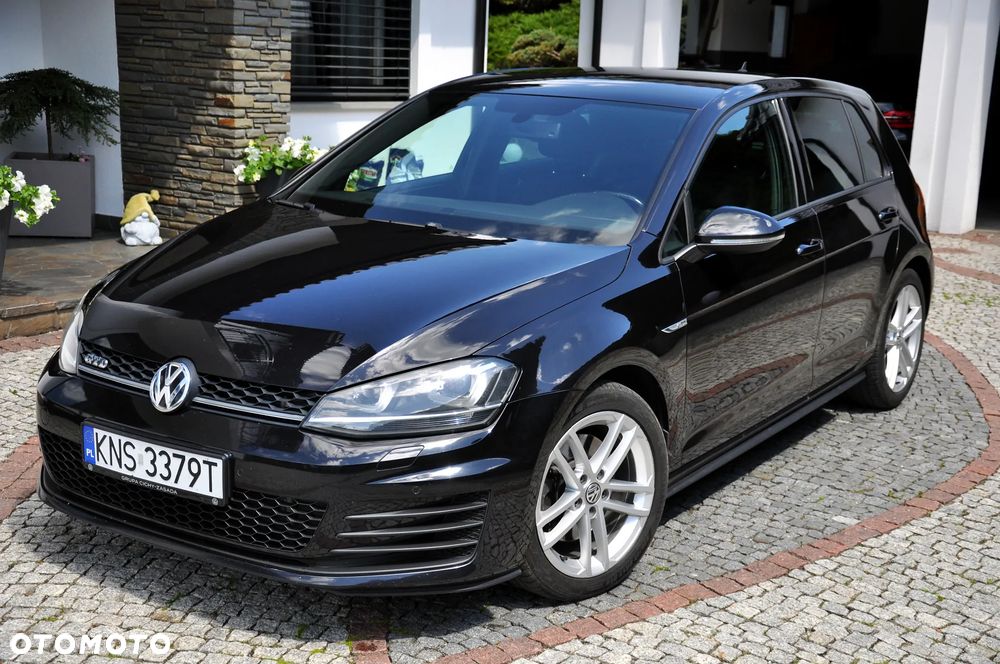 Volkswagen Golf 2.0 TDI BMT GTD - 3