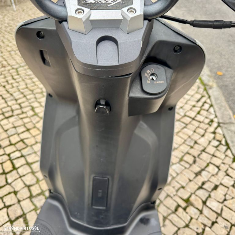 Sym FIDDLE CROX 50 - 11