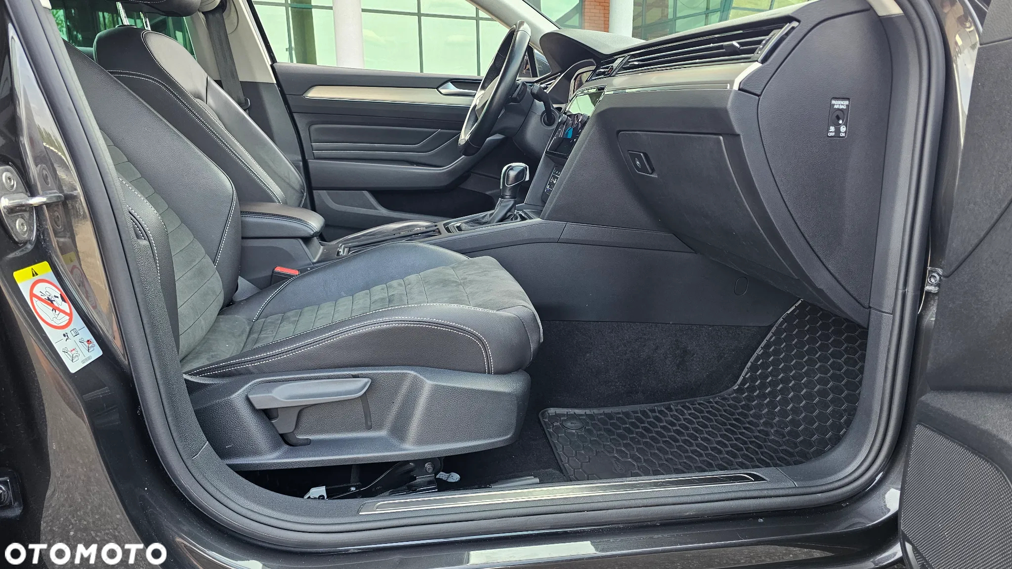Volkswagen Passat 2.0 TDI EVO Elegance DSG - 13
