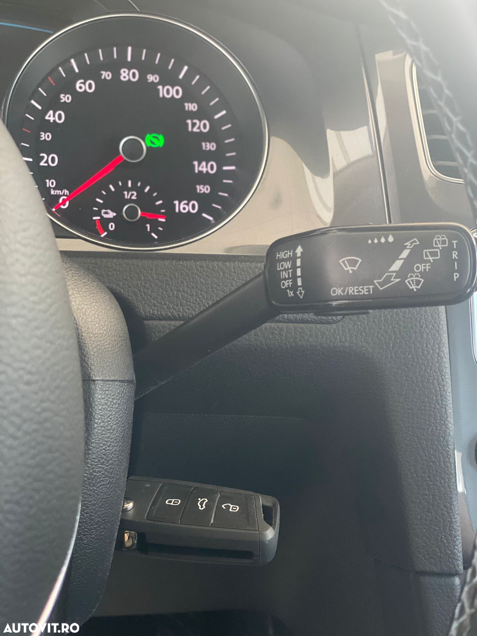 Volkswagen e-Golf - 20