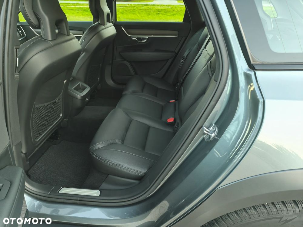Volvo V90 Cross Country D4 AWD Geartronic Pro - 30