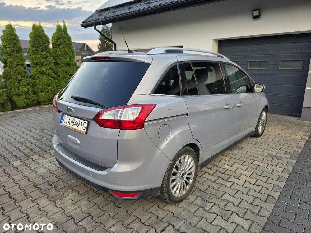 Ford Grand C-MAX - 8