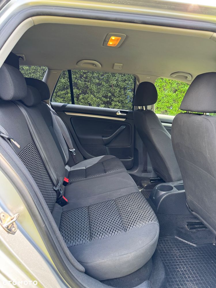 Volkswagen Golf 1.6 TDI Trendline - 9