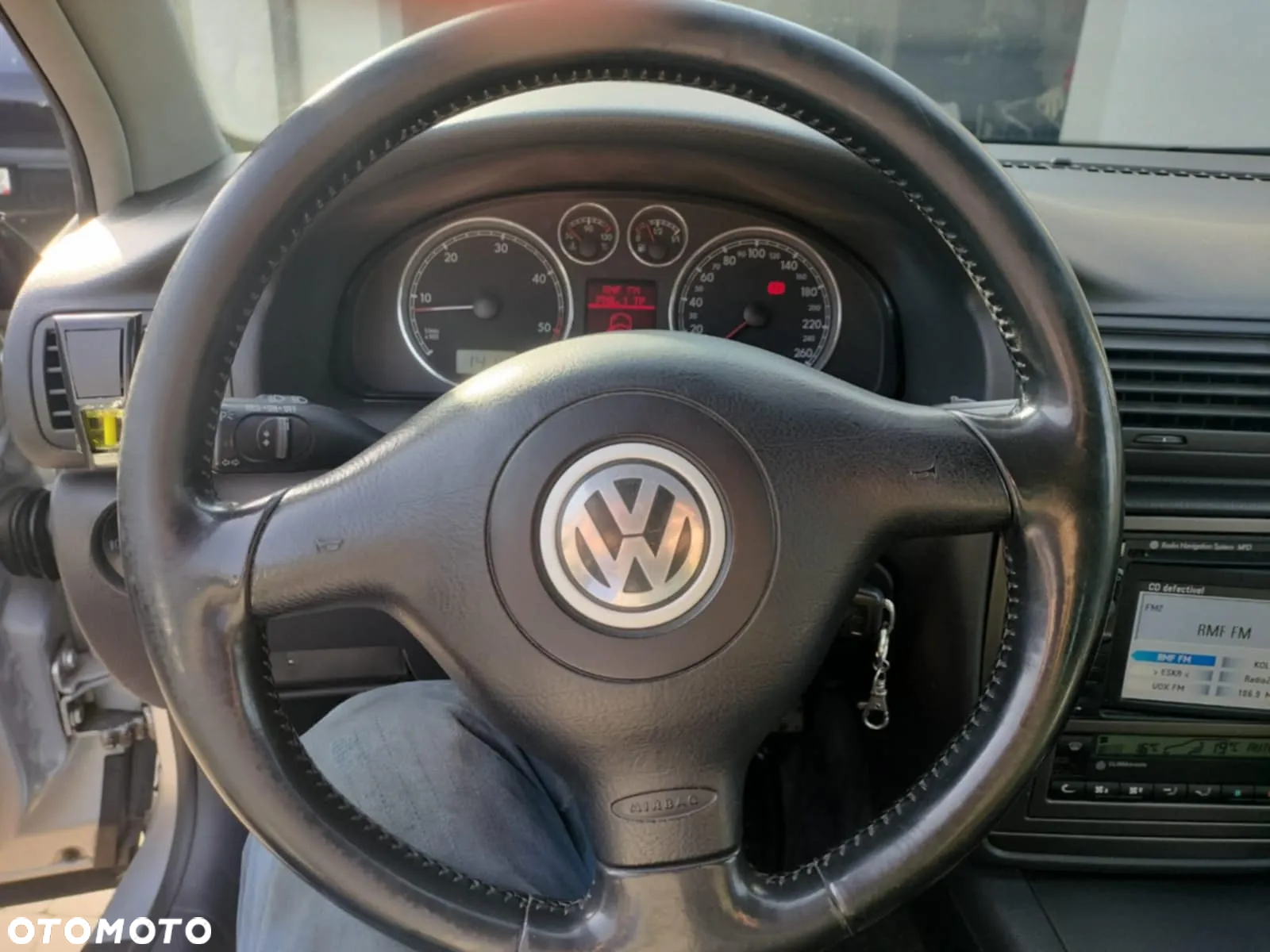 Volkswagen Passat - 9