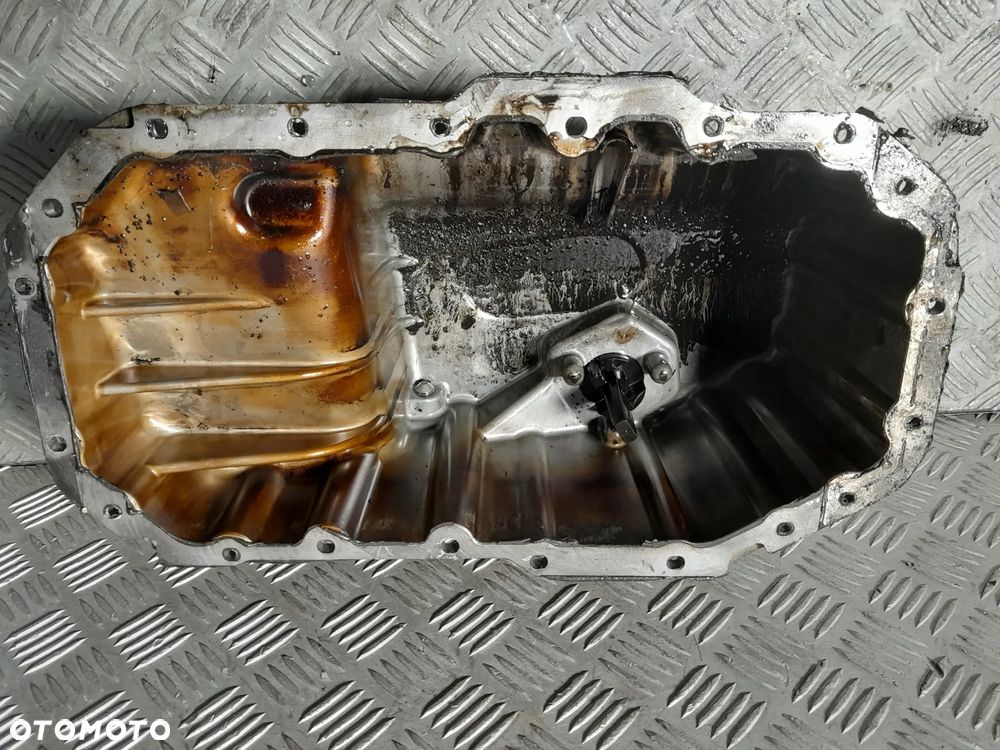 VOLKSWAGEN AUDI SEAT SKODA MISKA OLEJOWA 1.6 FSI 03C103603J - 4