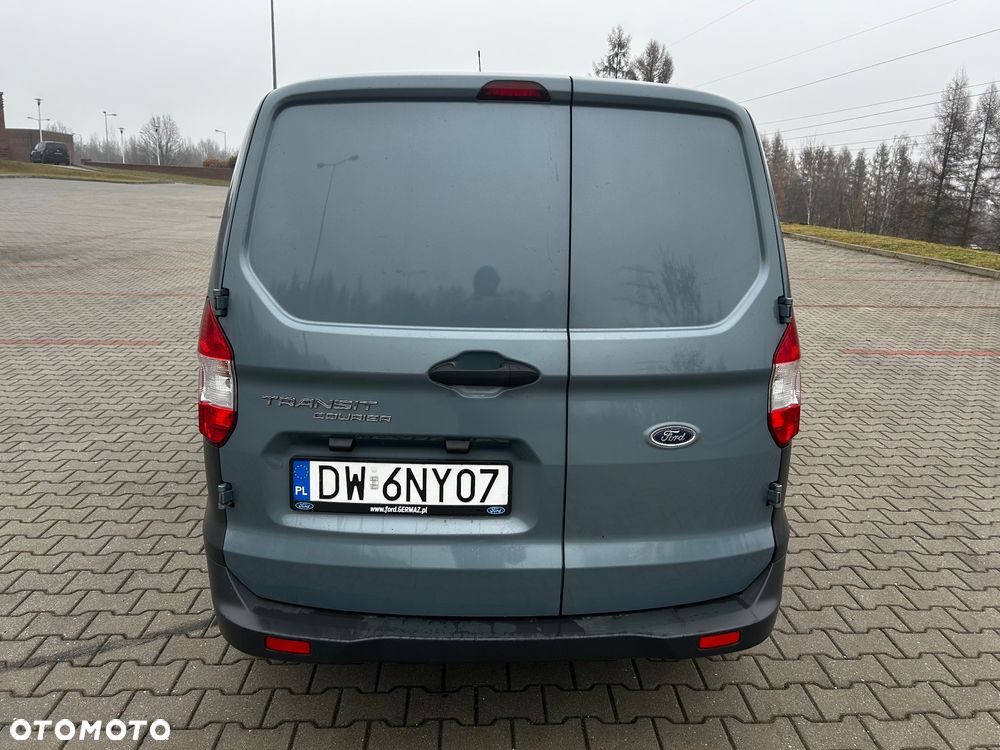 Ford Transit Courier - 7
