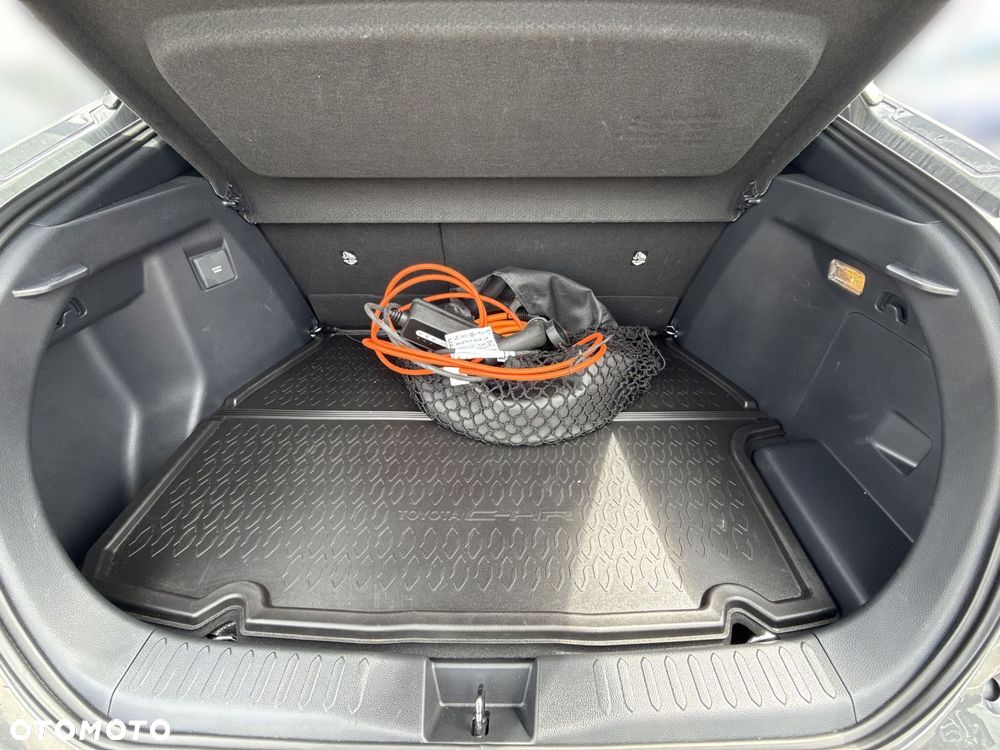 Toyota C-HR - 25