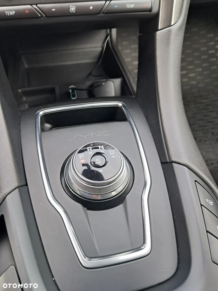 Ford Mondeo 2.0 EcoBlue Titanium - 13