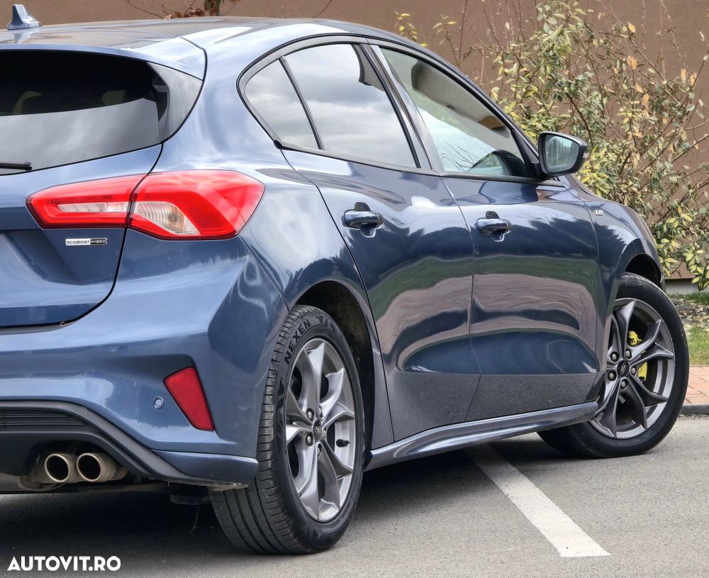 Ford Focus 1.0 EcoBoost Hybrid ST-LINE DESIGN - 17