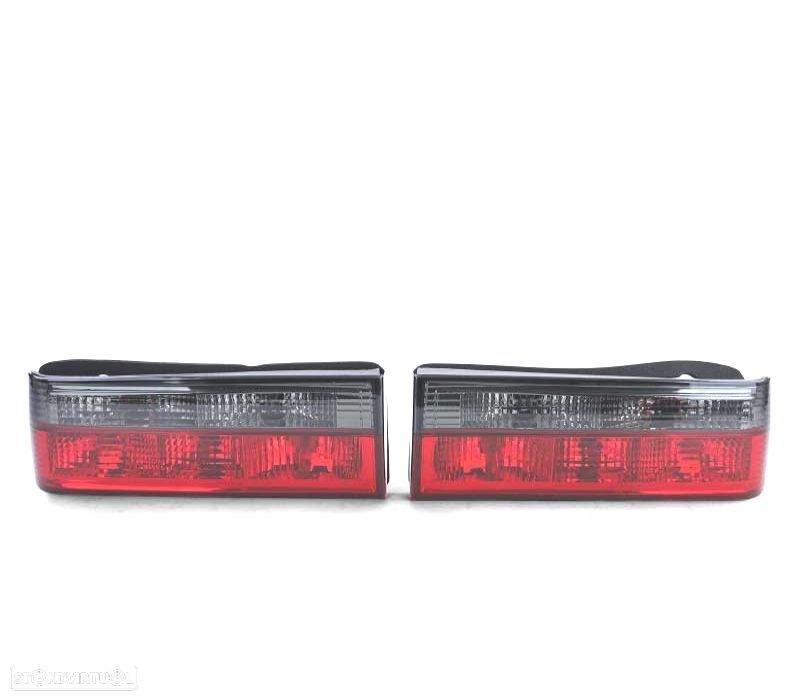 FAROLINS TRASEIROS BMW E30 82-87 VERMELHO PRETO - 1