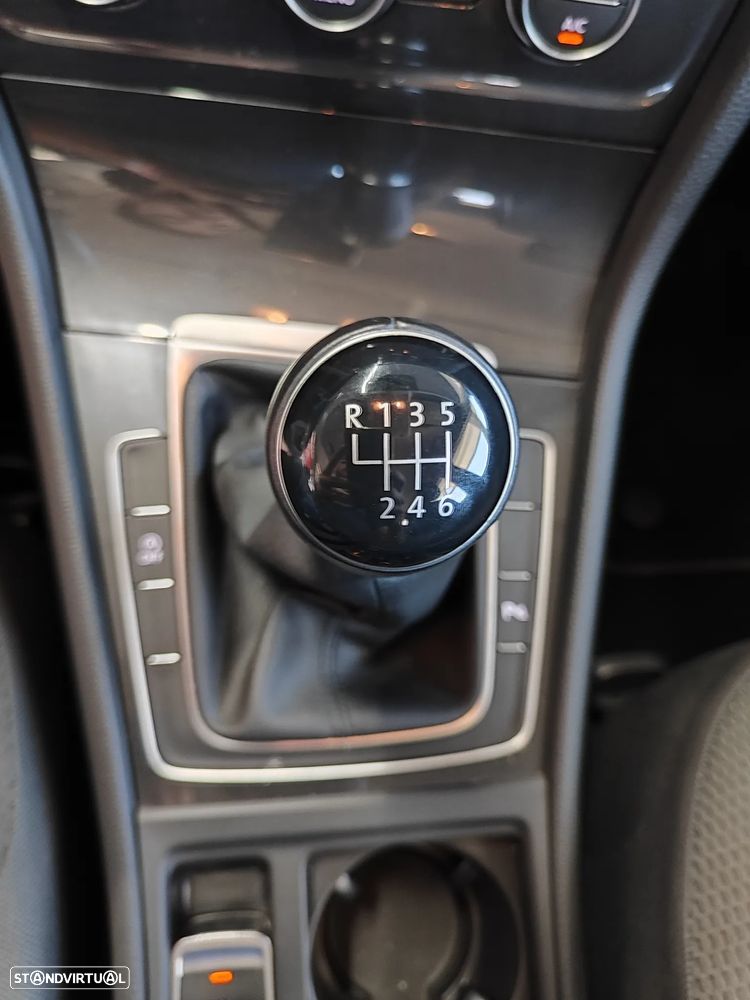 VW Golf Variant 1.5 TSI Confortline - 34