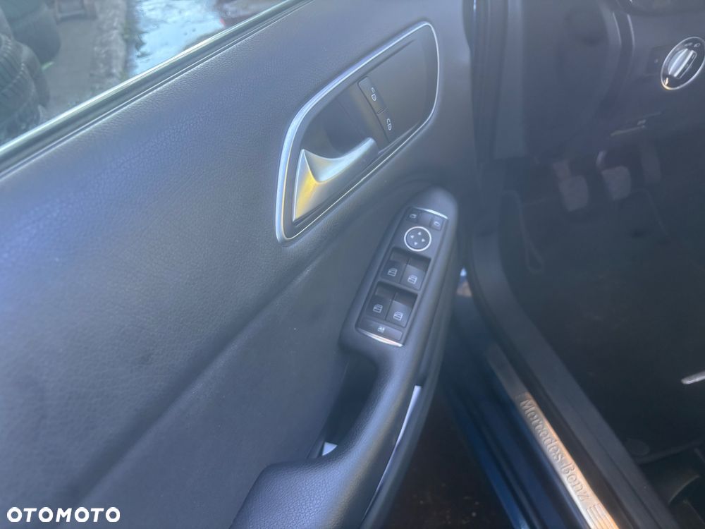 Mercedes-Benz Klasa B 180 (BlueEFFICIENCY) - 20