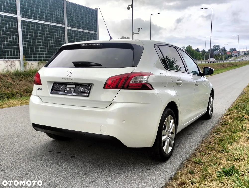 Peugeot 308 BlueHDi 120 Stop & Start Business-Line - 8