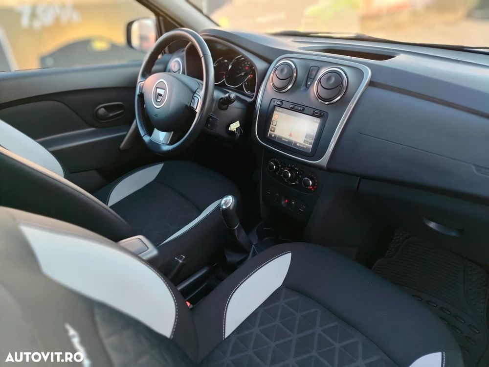 Dacia Sandero Stepway TCe 90 (S&S) Prestige - 4