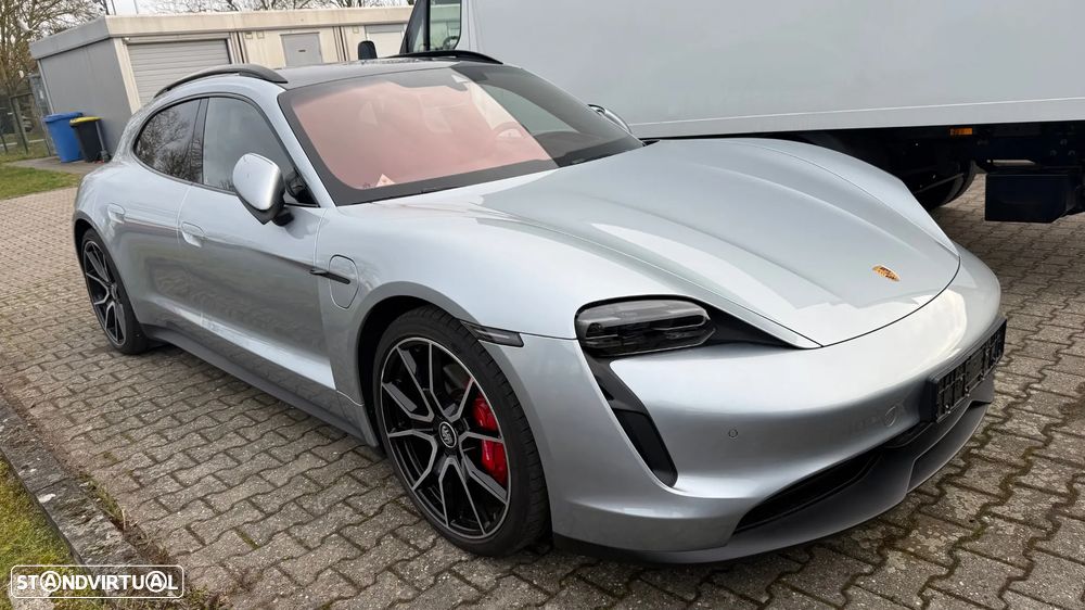Porsche Taycan Sport Turismo 4S - 18