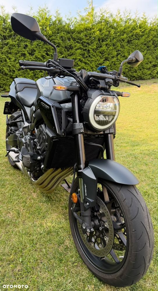 Honda CB - 4