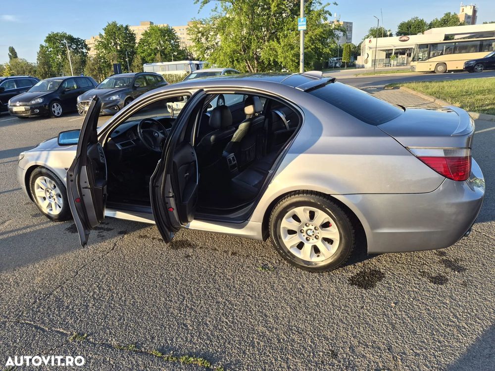 BMW Seria 5 520i Touring - 5