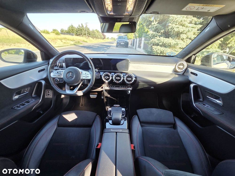 Mercedes-Benz Klasa A 200 AMG Line 7G-DCT - 9