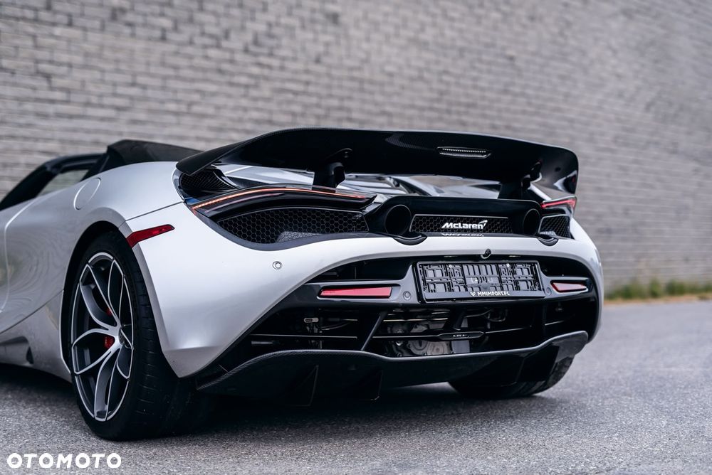 McLaren 720S Spider - 13
