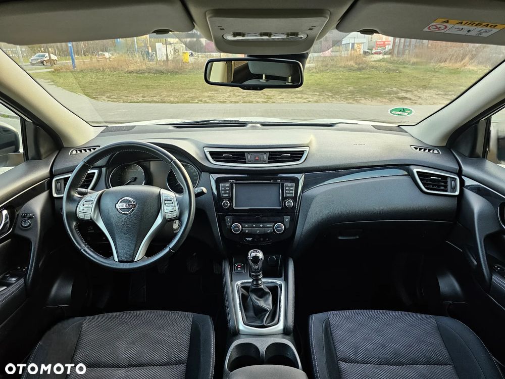 Nissan Qashqai 1.2 DIG-T N-Connecta - 5