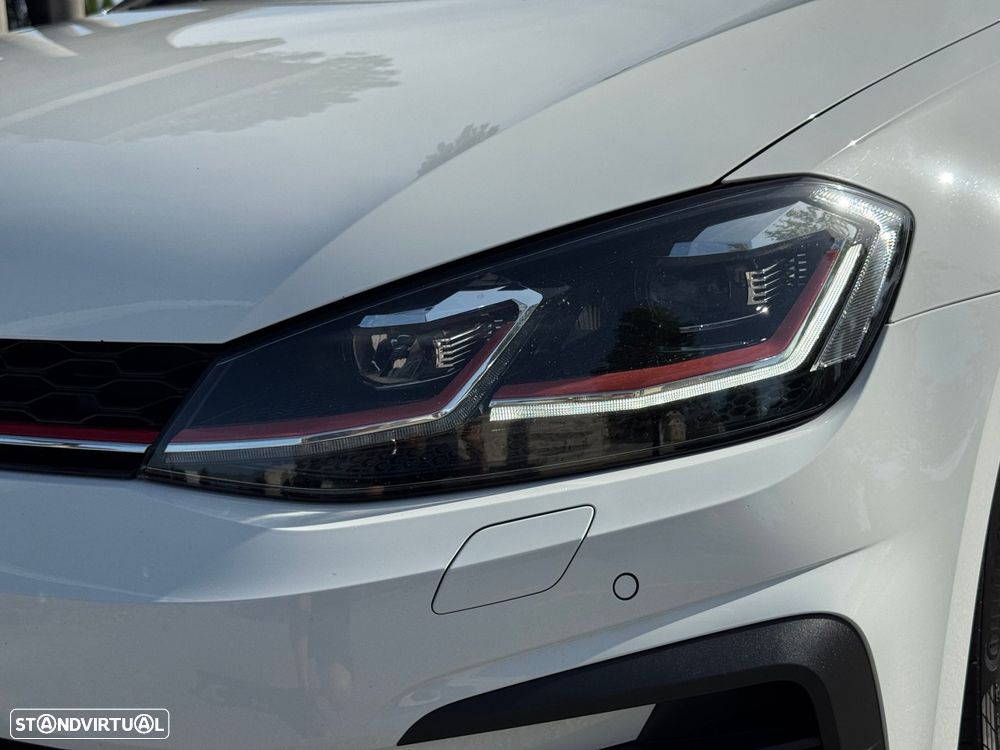 VW Golf 2.0 TSI GTI DSG Performance - 53