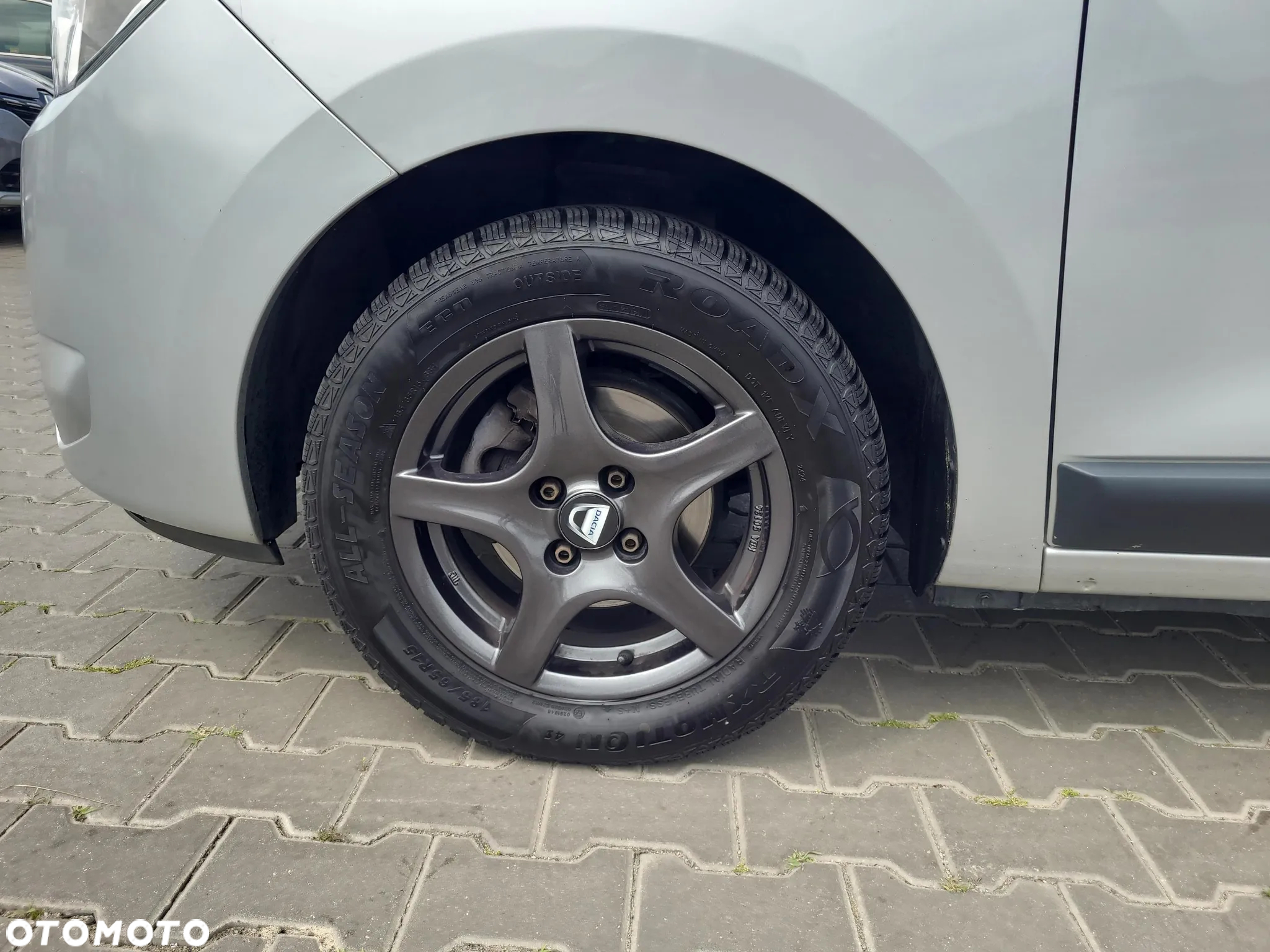 Dacia Lodgy 1.6 SCe Laureate S&S - 18