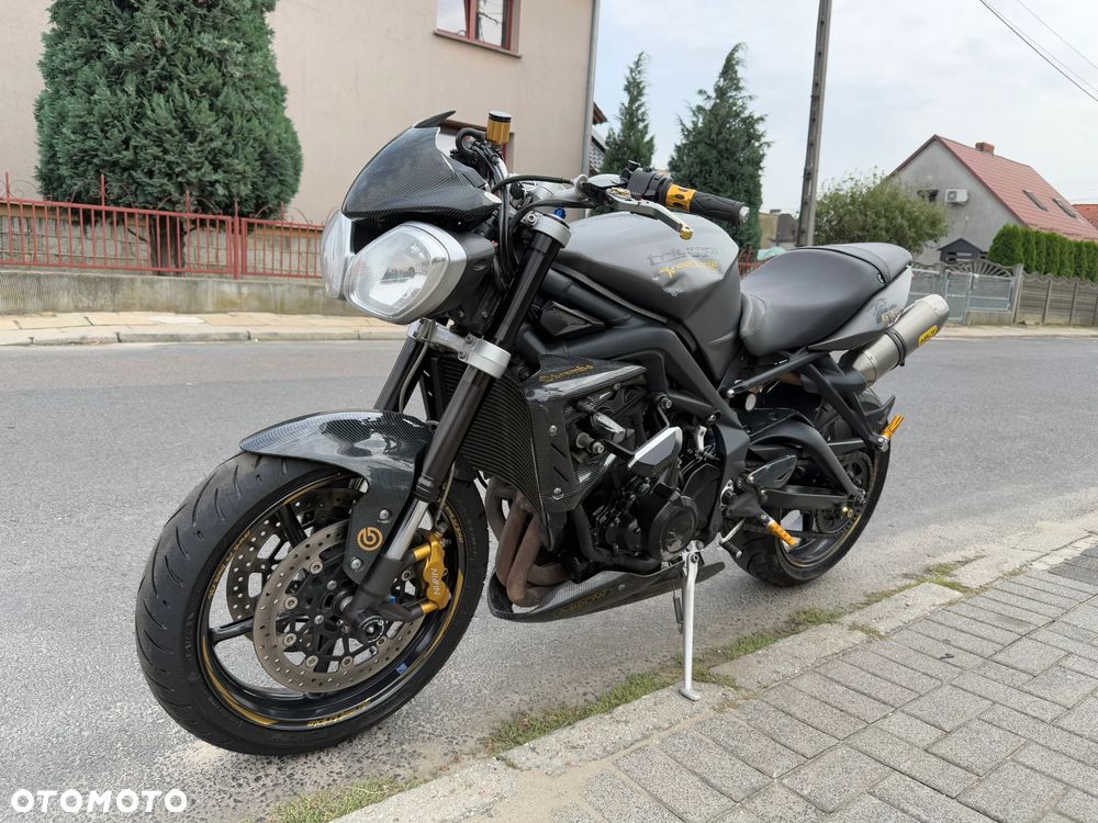 Triumph Street Triple - 3