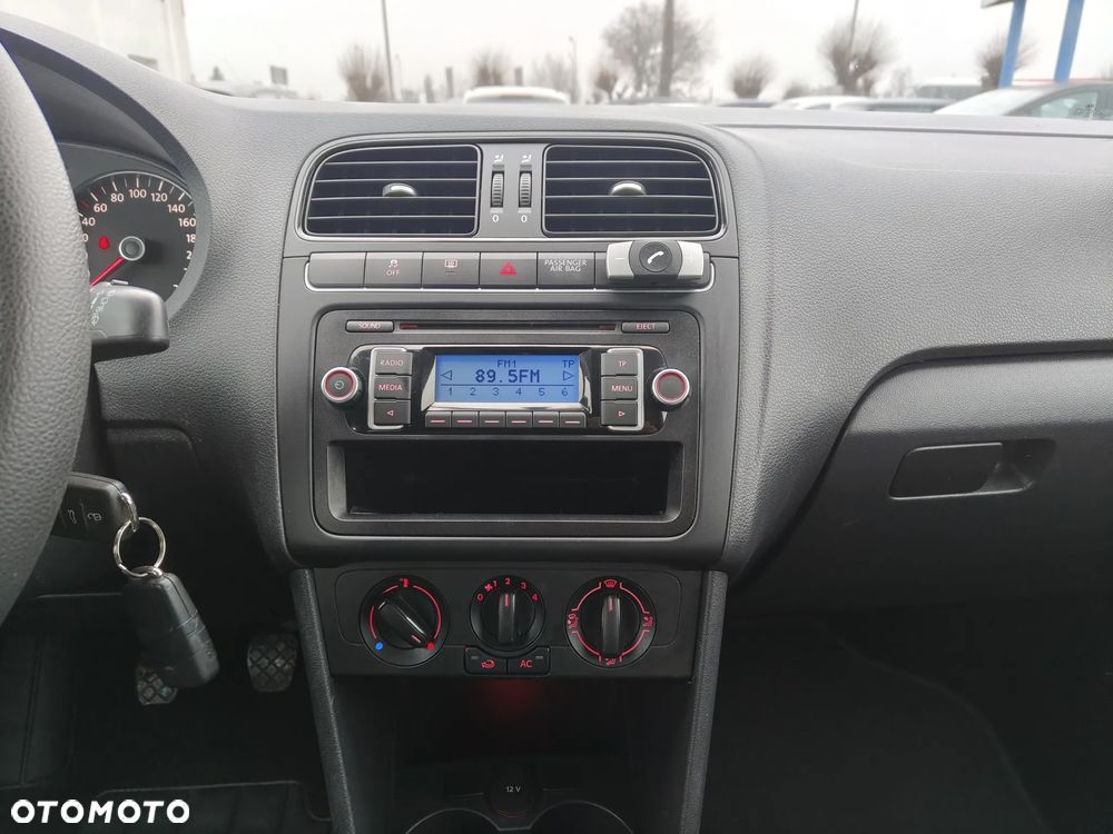 Volkswagen Polo - 21