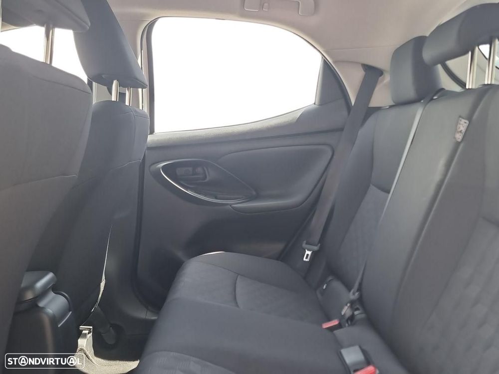 Toyota Yaris - 12