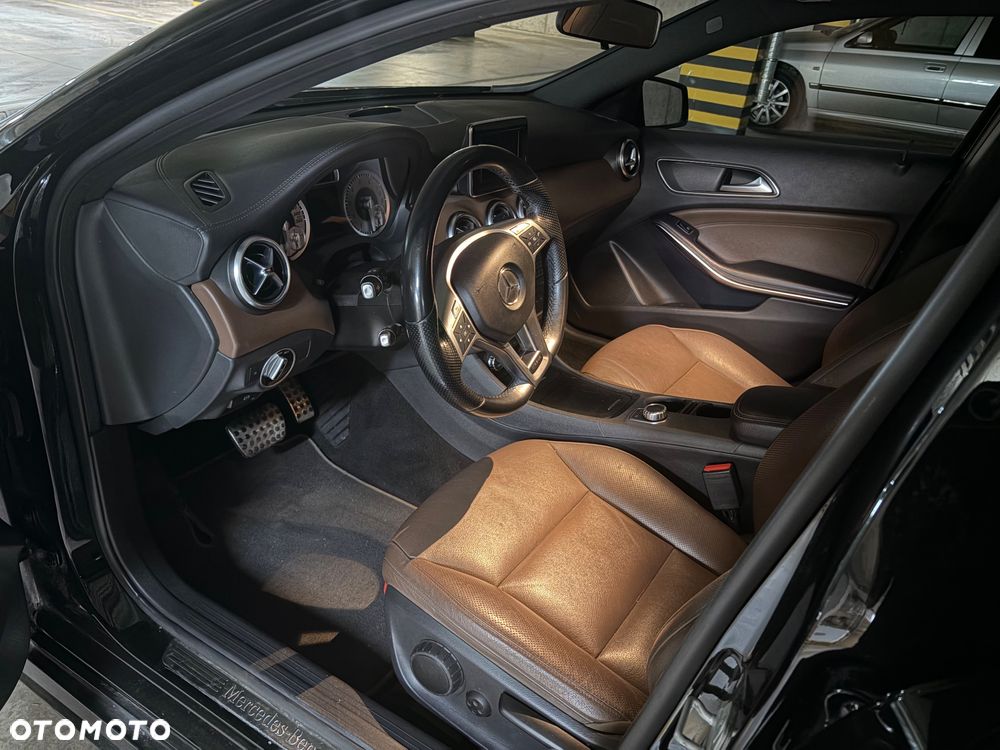Mercedes-Benz Klasa A 200 7G-DCT AMG Line - 4