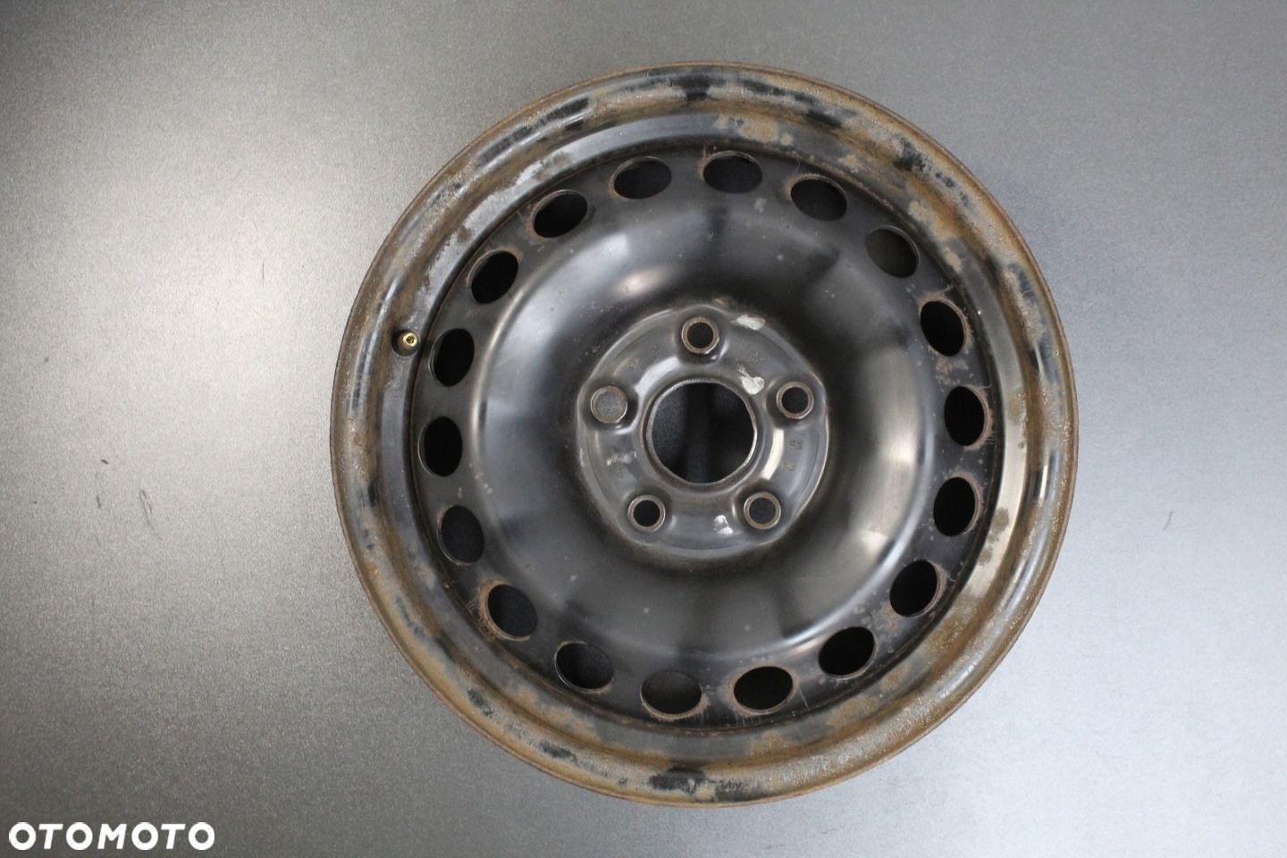 Felgi 15 5x112 Skoda Octavia II F7300-23 - 3