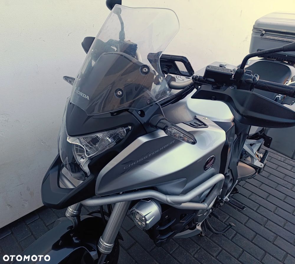 Honda VFR - 11