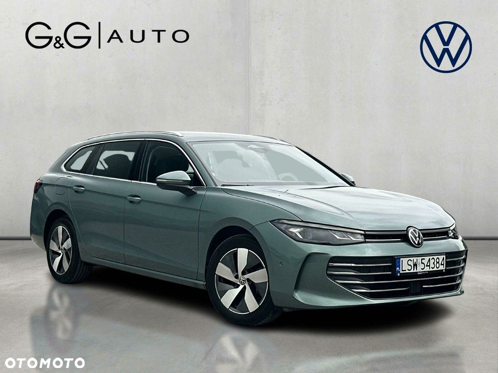 Volkswagen Passat - 11