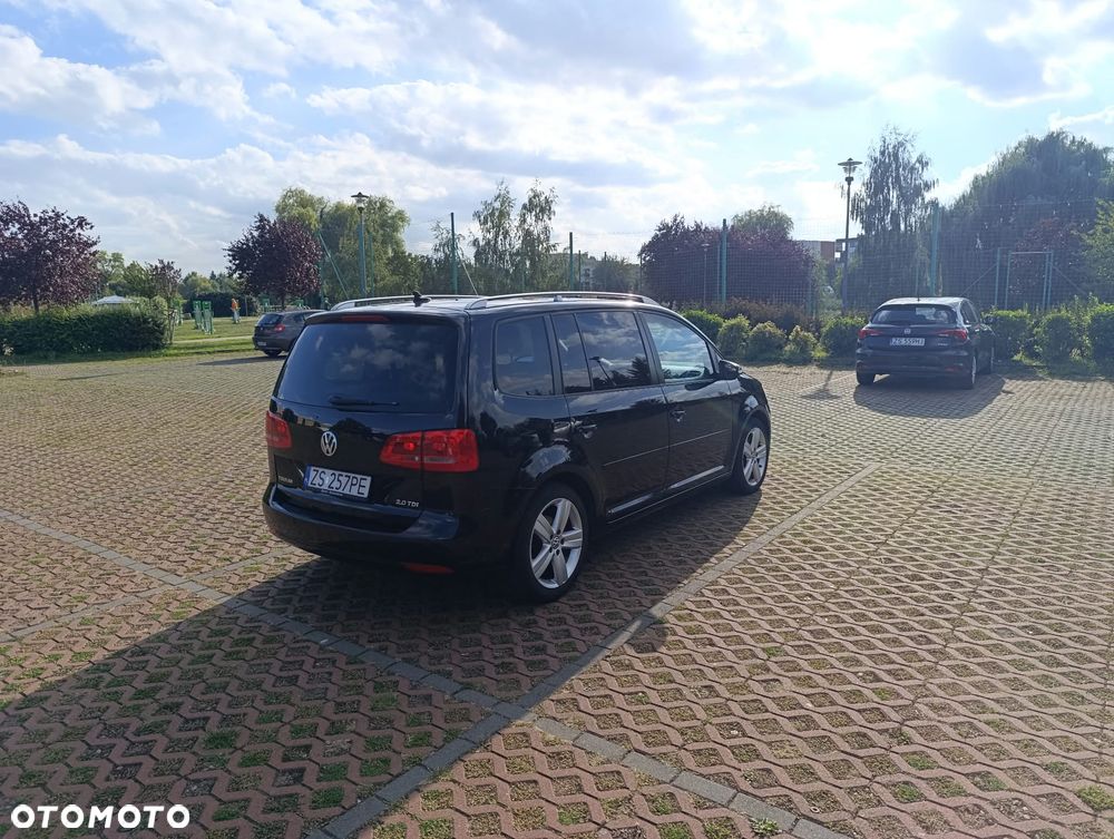 Volkswagen Touran 2.0 TDI DPF Comfortline - 30