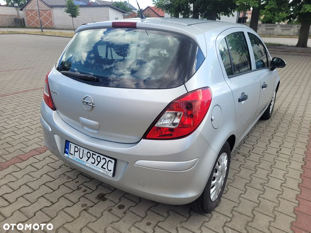Opel Corsa 1.2 16V Edition / Active - 7
